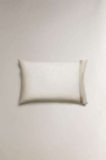 SATEEN PILLOWCASE WITH BORDER (300 THREAD COUNT) - Light grey by Zara - Image 3