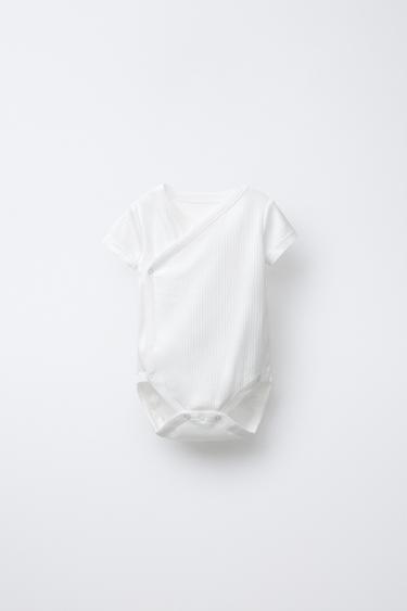 LOT DE TROIS BODYS MANCHES COURTES COL KIMONO BASIQUES - Blanc cassé de Zara - Image 1