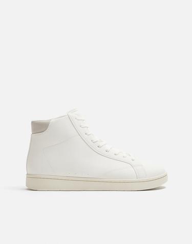 ZAPATILLA BOTÍN - Blanco de Zara