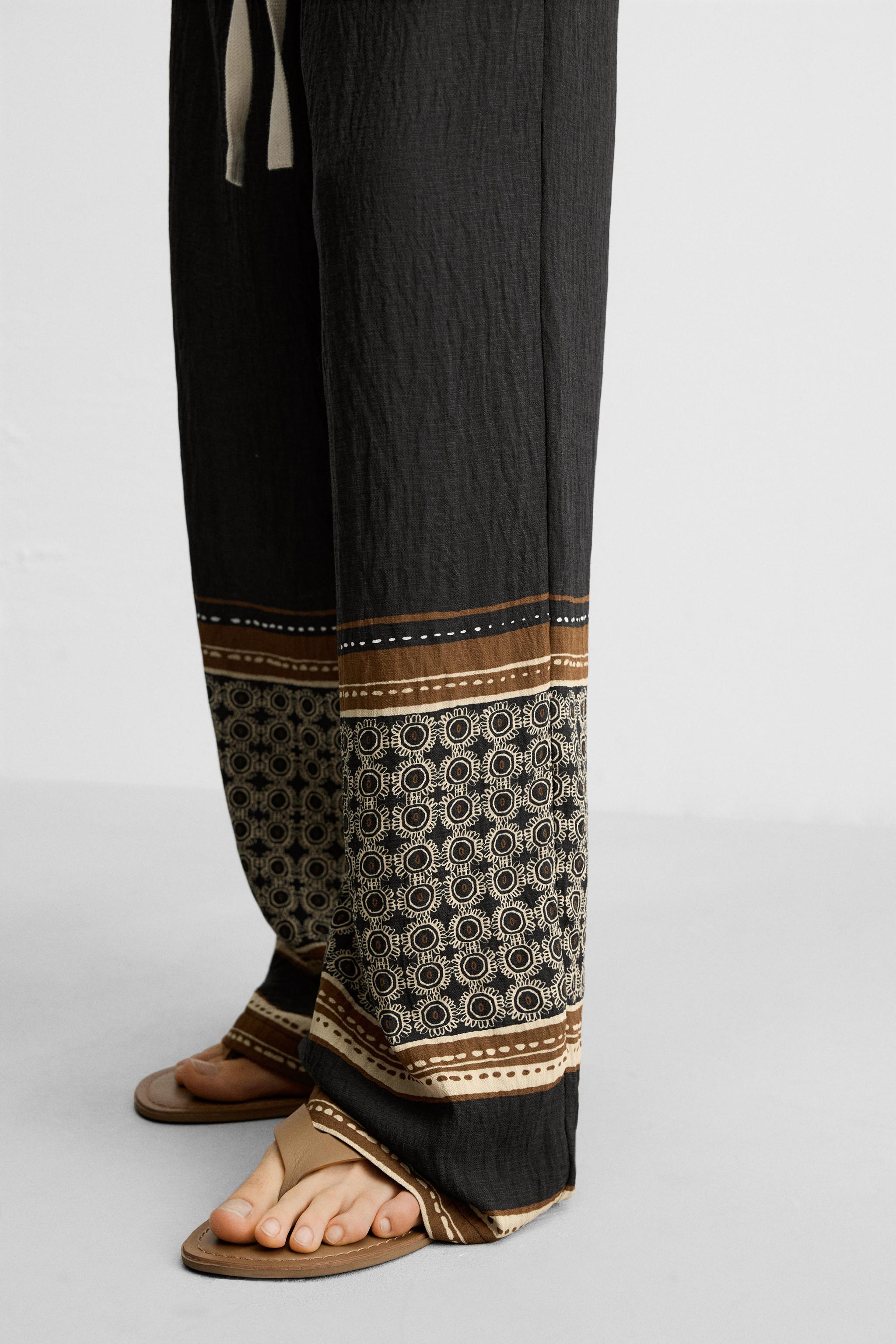 RELAXED FIT COLOUR BLOCK TROUSERS - Black | ZARA Singapore