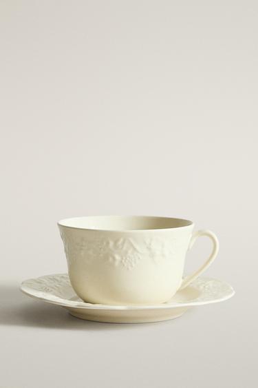 GRAPE PORCELAIN TEACUP AND SAUCER — Cream 1