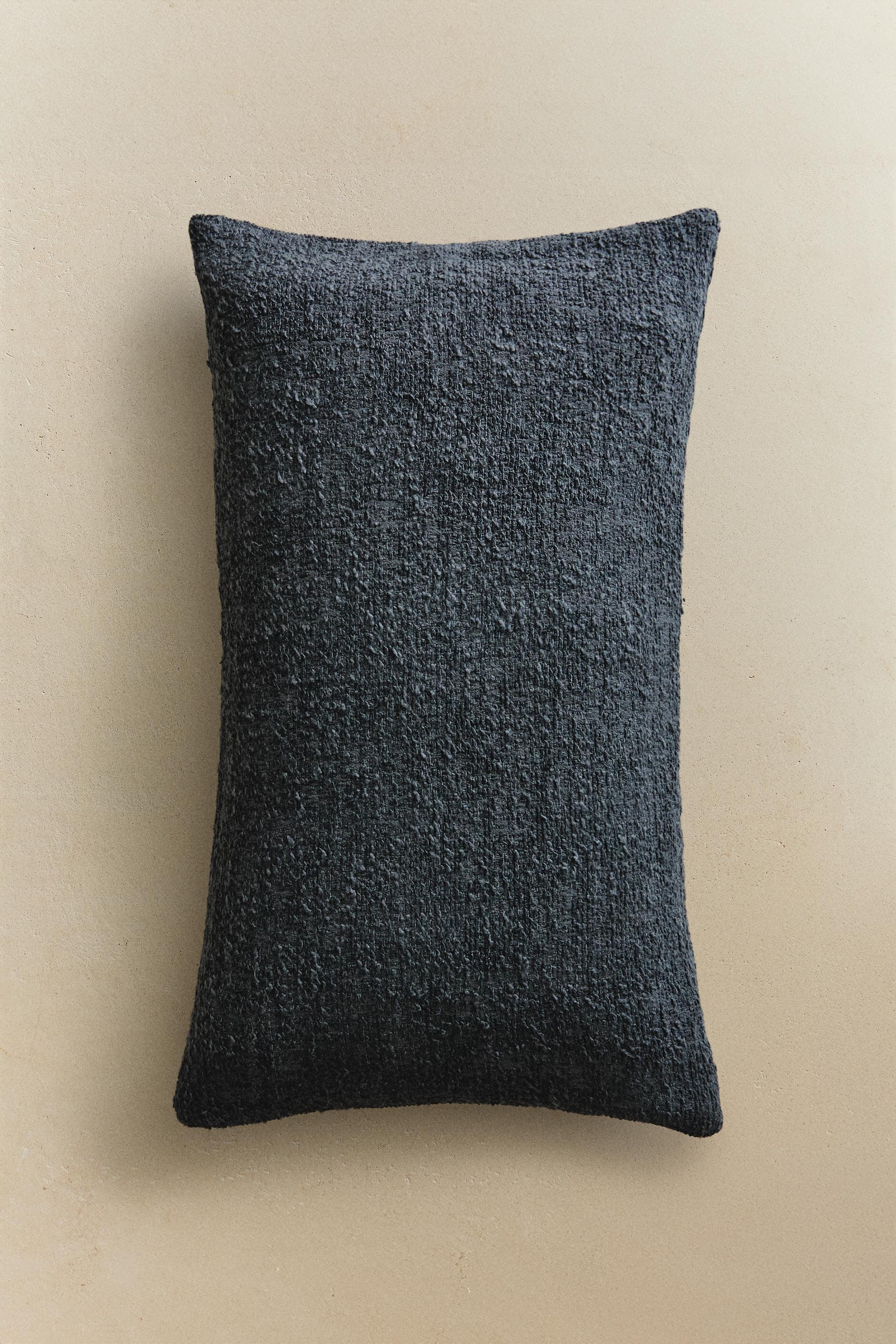 wood 座椅子　カシミアクッションカバー付き　ZARA プレーン クッションカバー | Zara Home 日本/Japan wood 座椅子