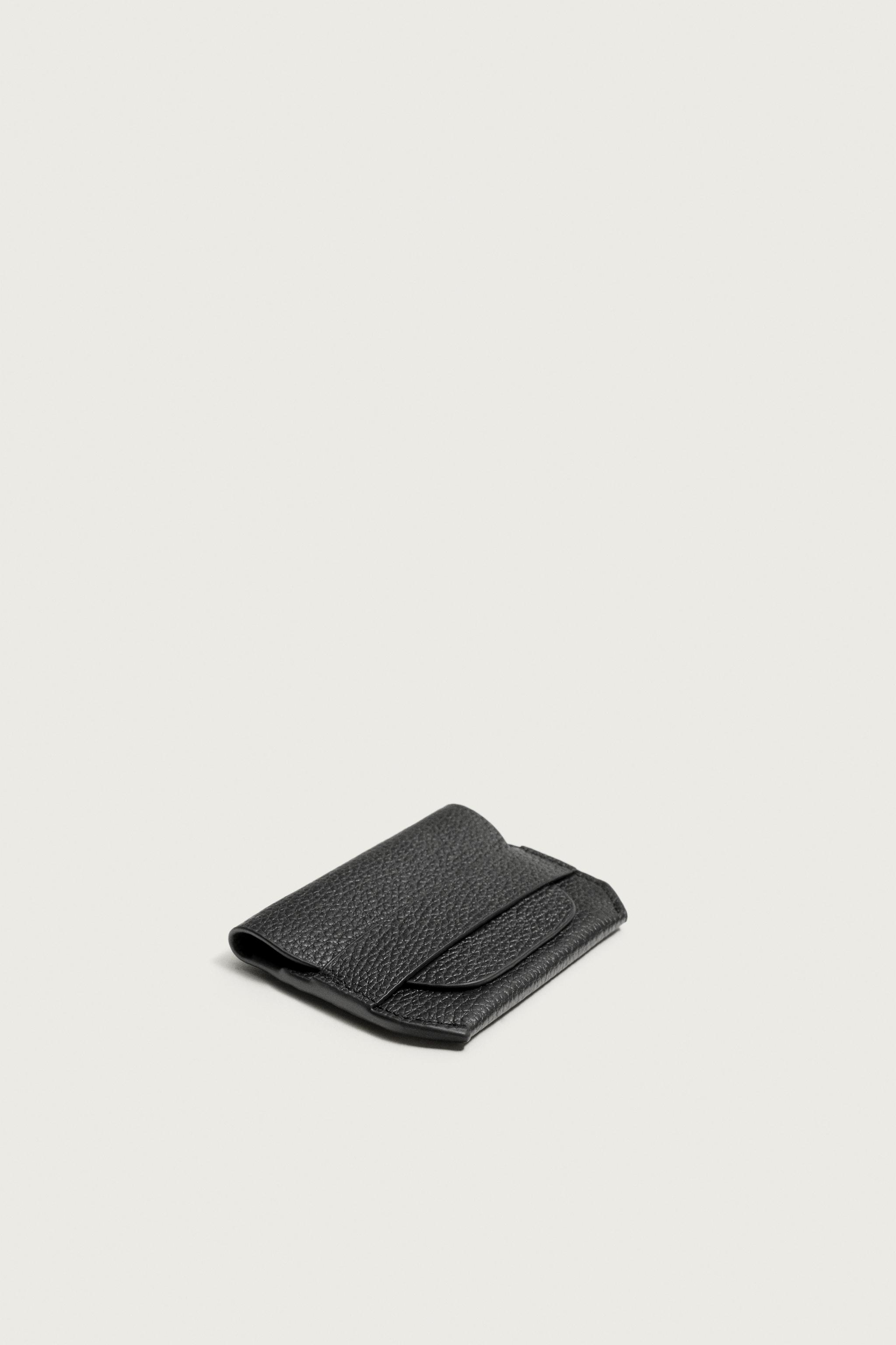 LEATHER FLAP CARDHOLDER — Black