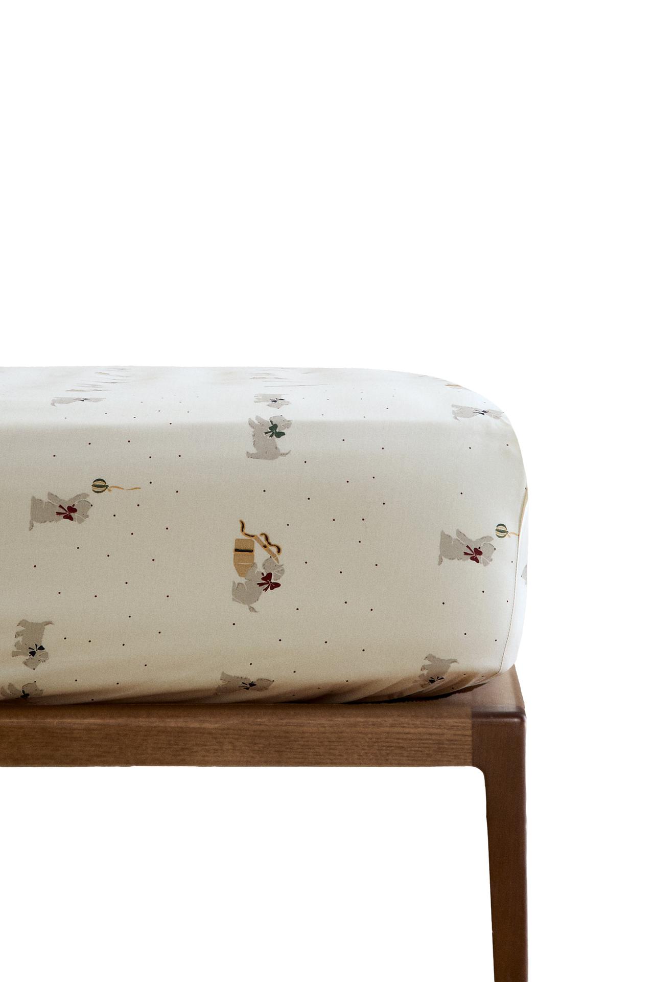 KIDS' CHRISTMAS DOGS COTTON FITTED SHEET (200 THREAD COUNT)