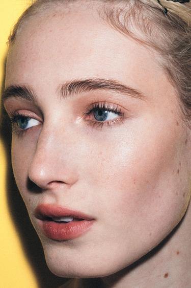 STAIN QUEEN LIP STAIN & BALM - CROWNED PINK by Zara