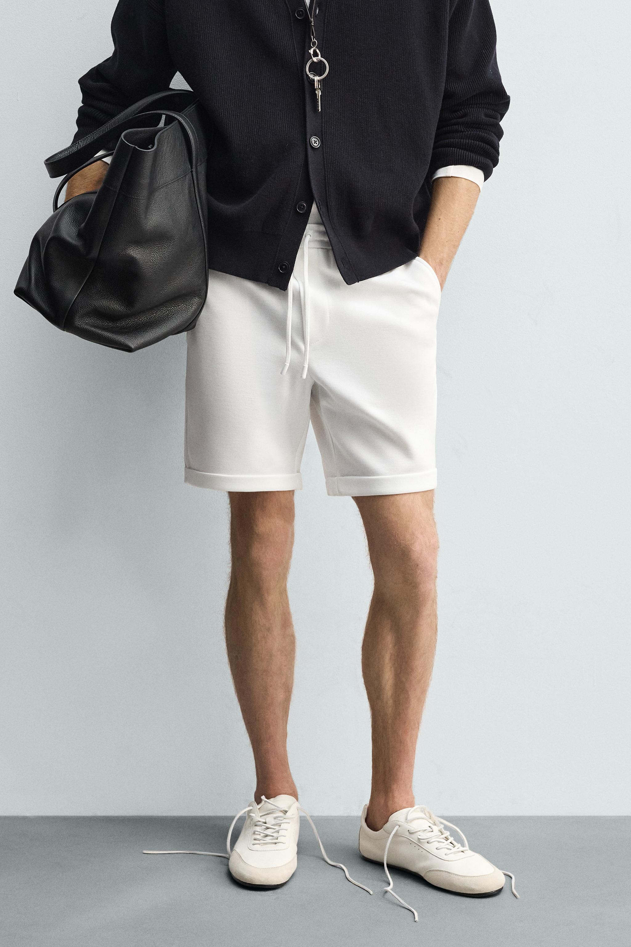 COMFORT REGULAR FIT SHORTS — Oyster-white