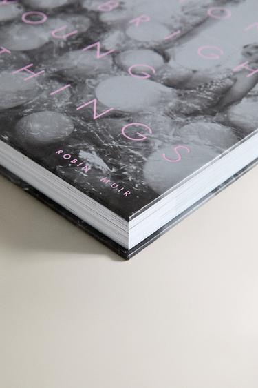 LIVRE CECIL BEATON´S - BRIGHT YOUNG THINGS - Noir / Blanc de Zara - Image 2