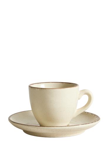 STONEWARE COFFEE CUP AND SAUCER WITH ANTIQUE FINISH RIM - Light ecru by Zara