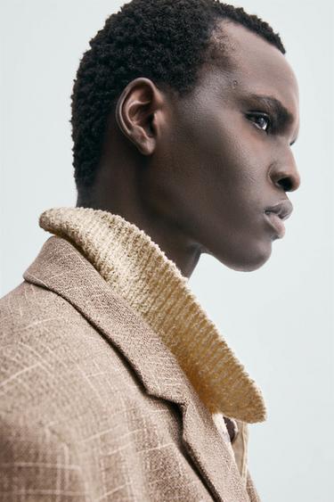 TEXTURED DOUBLE-BREASTED BLAZER - Mid-camel de Zara - Image 4