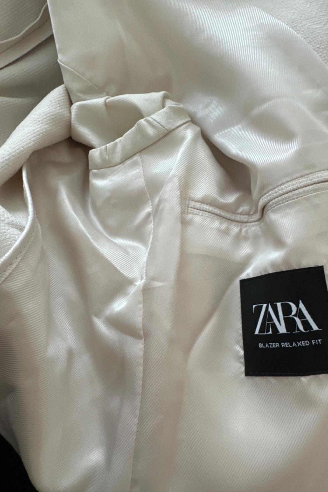 COMFORT TEXTURED BLAZER - Image 3