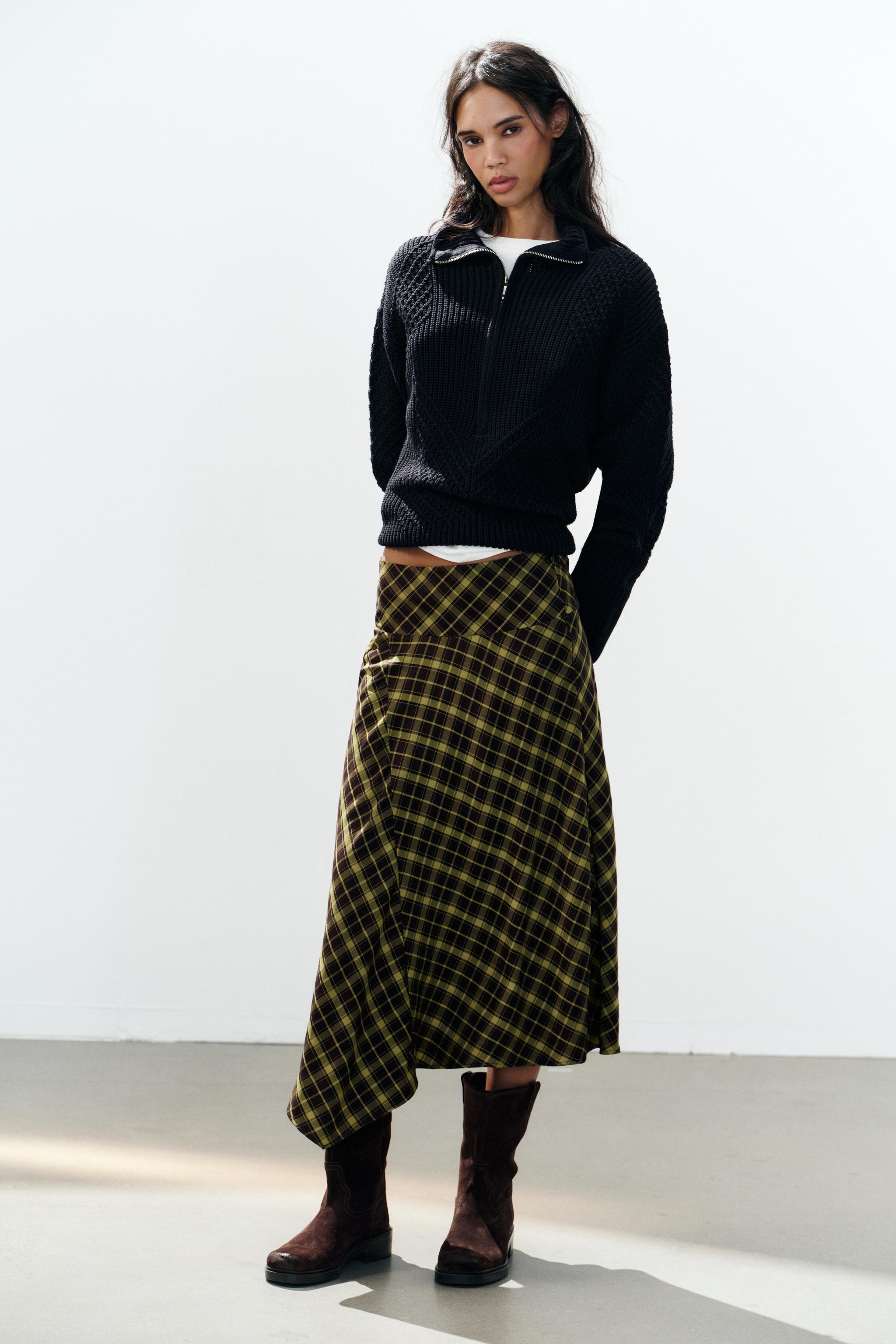 JUPE MIDI ASYMÉTRIQUE À CARREAUX