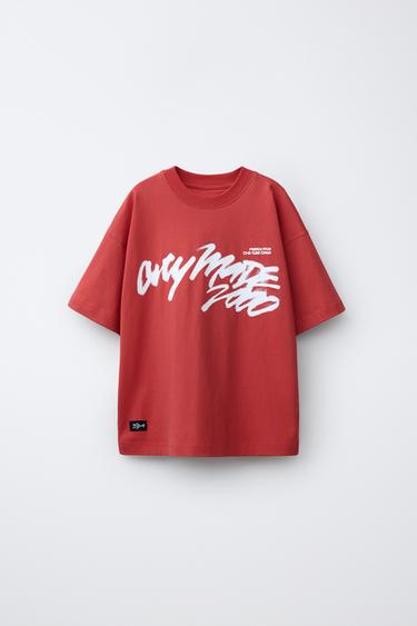 CAMISETA ESTAMPADA GRAFFITI - Rojo de Zara