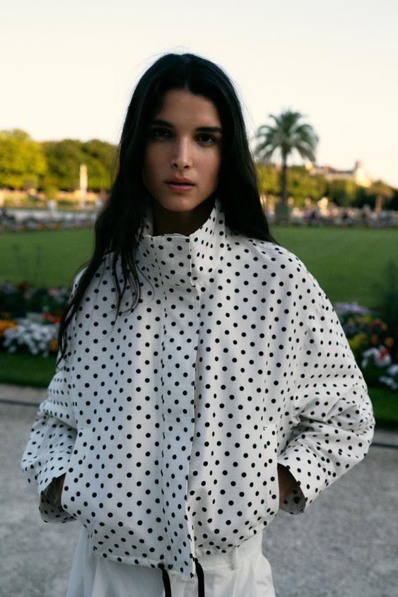 VESTE MATELASS??E ?? POIS - Blanc / Noir | ZARA Canada