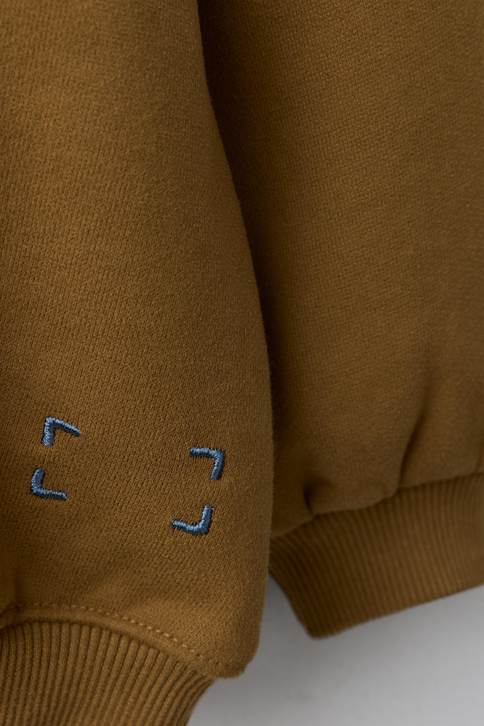 PLAIN MOCK NECK SWEATSHIRT