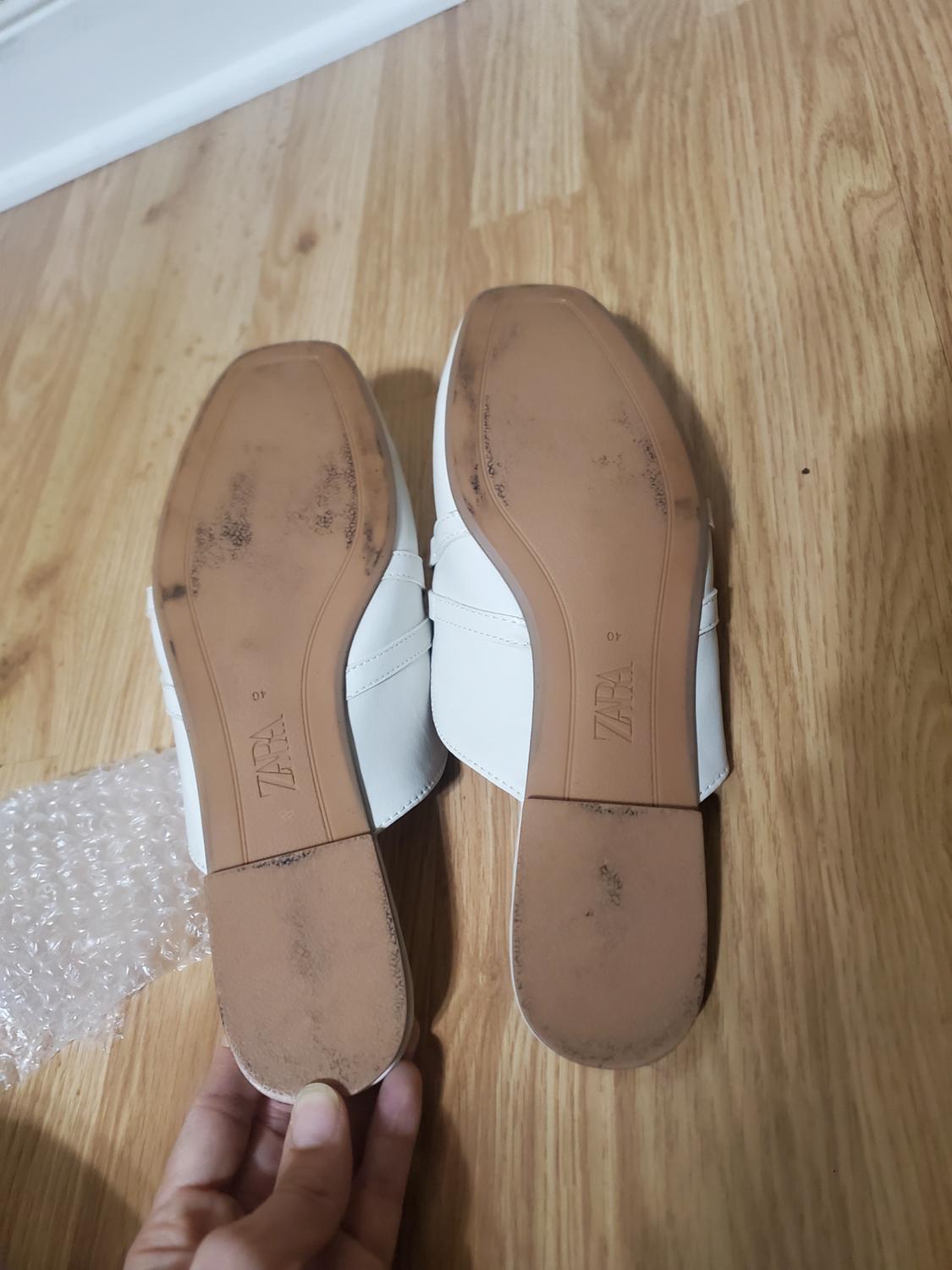 MOCASÍN DESTALONADO ADORNO METÁLICO - Image 3