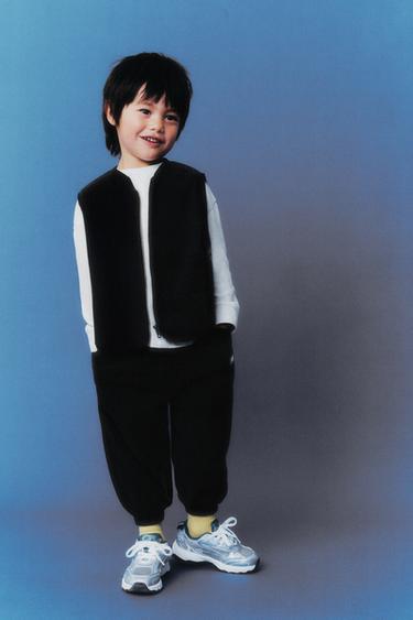 جيليه صوفي POLARTEC ® - أسود الخاص بـ Zara