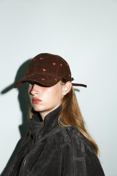 CASQUETTE EN VELOURS CÔTELÉ BRODERIES CŒUR - Marron de Zara - Image 1