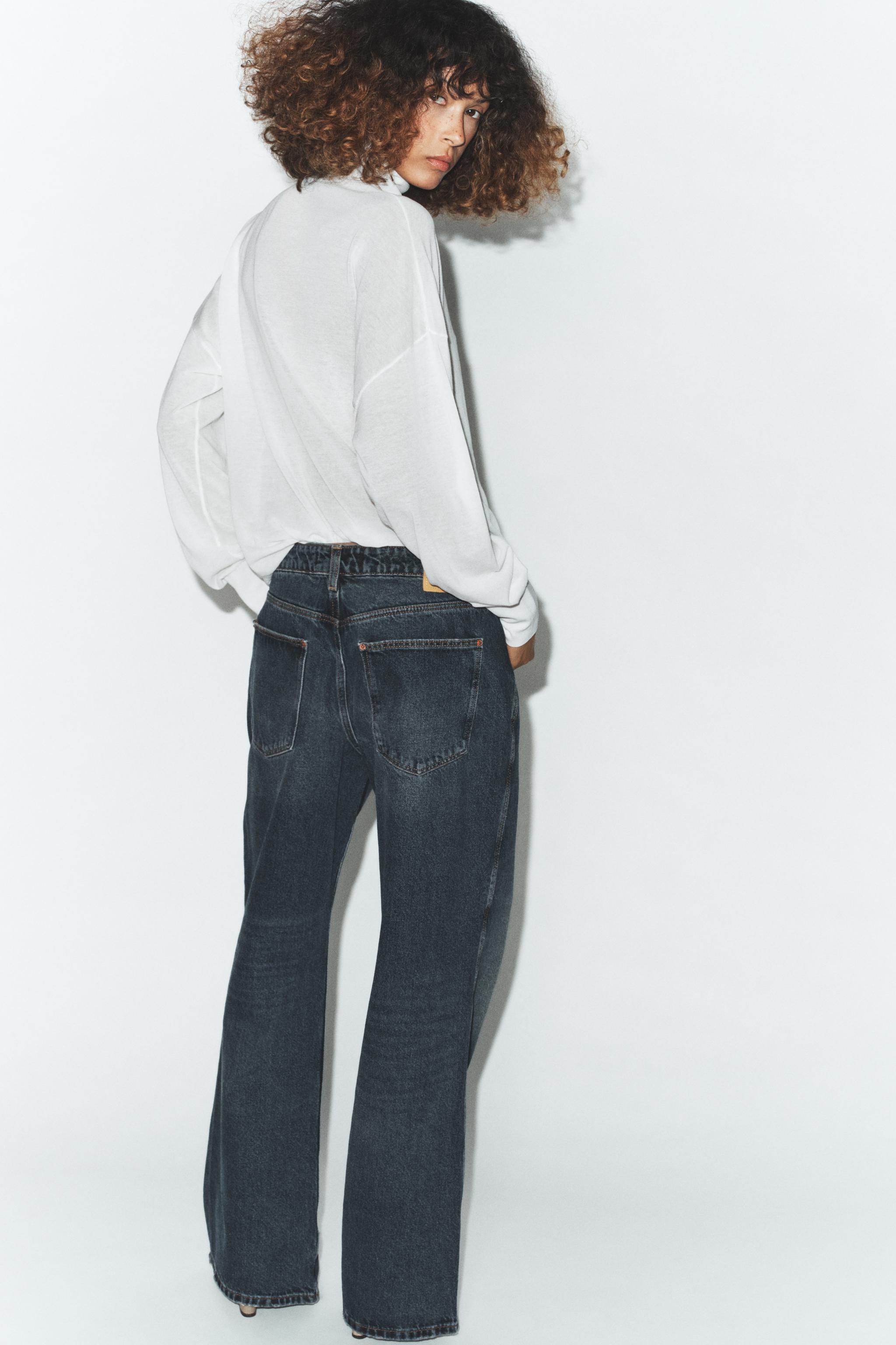EXTRA-FINE KNIT HIGH COLLAR JUMPER