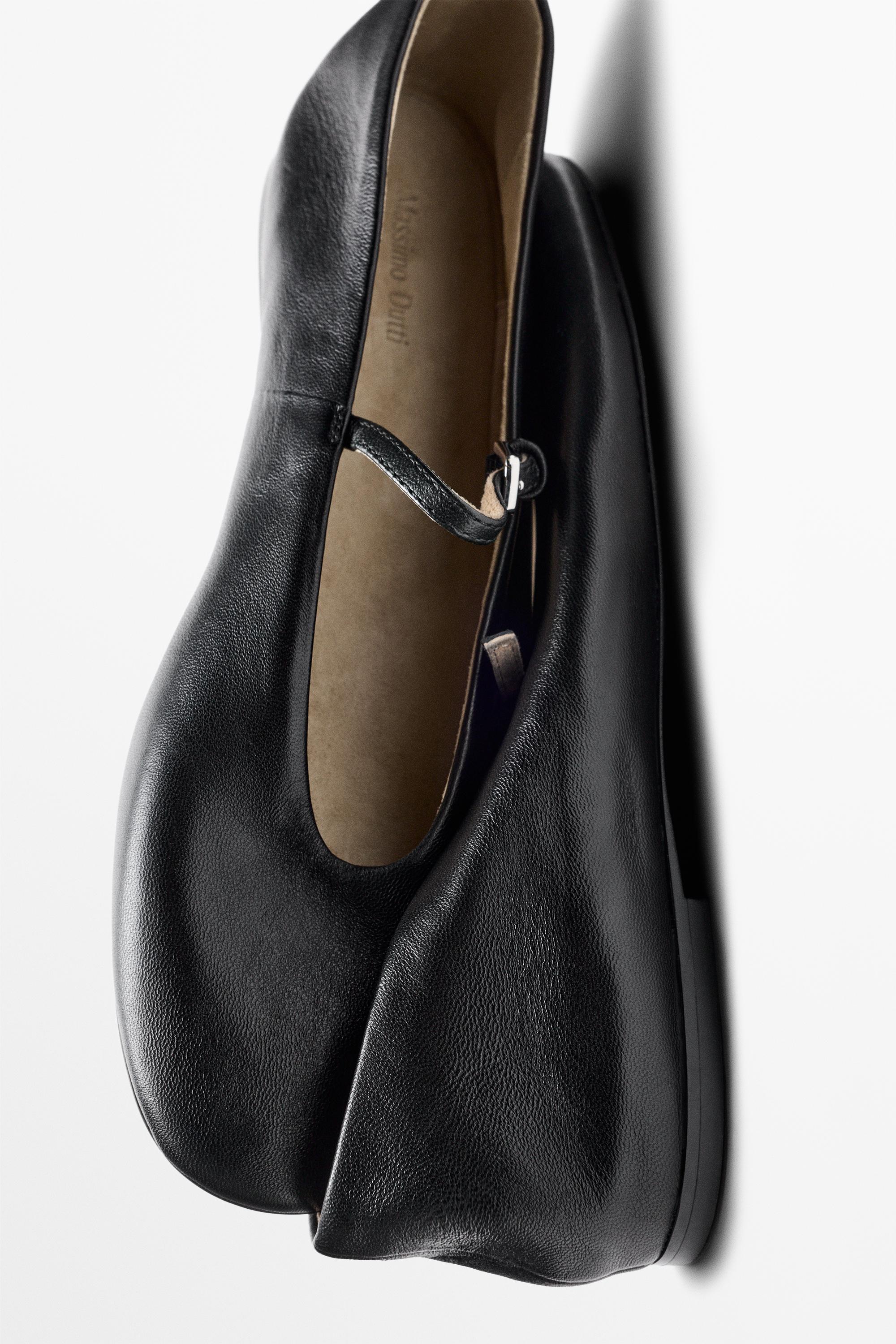 Soft leather ballerinas