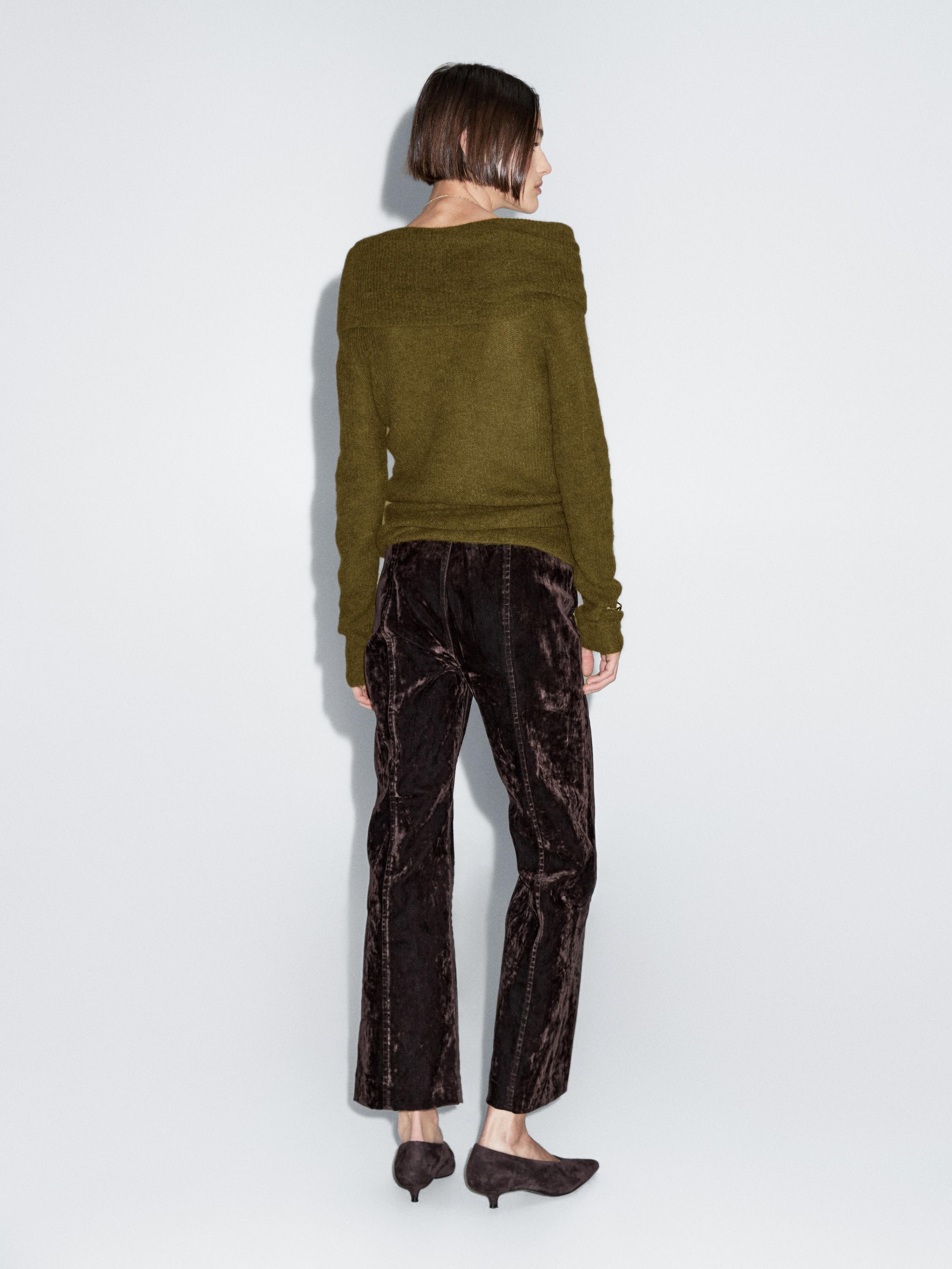 Jean flare taille haute effet velours