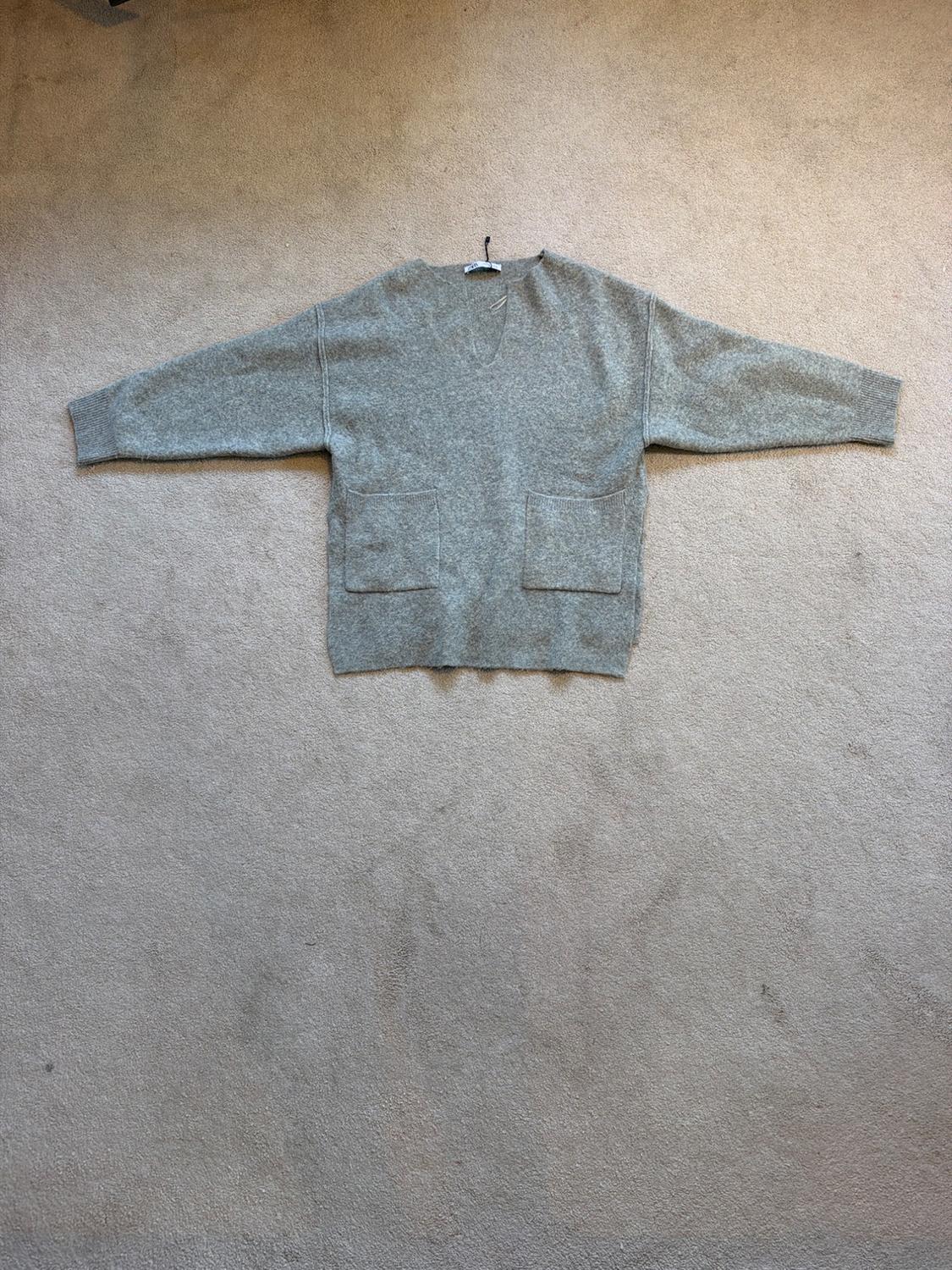 OVERSIZED KNIT SWEATER - Image 4