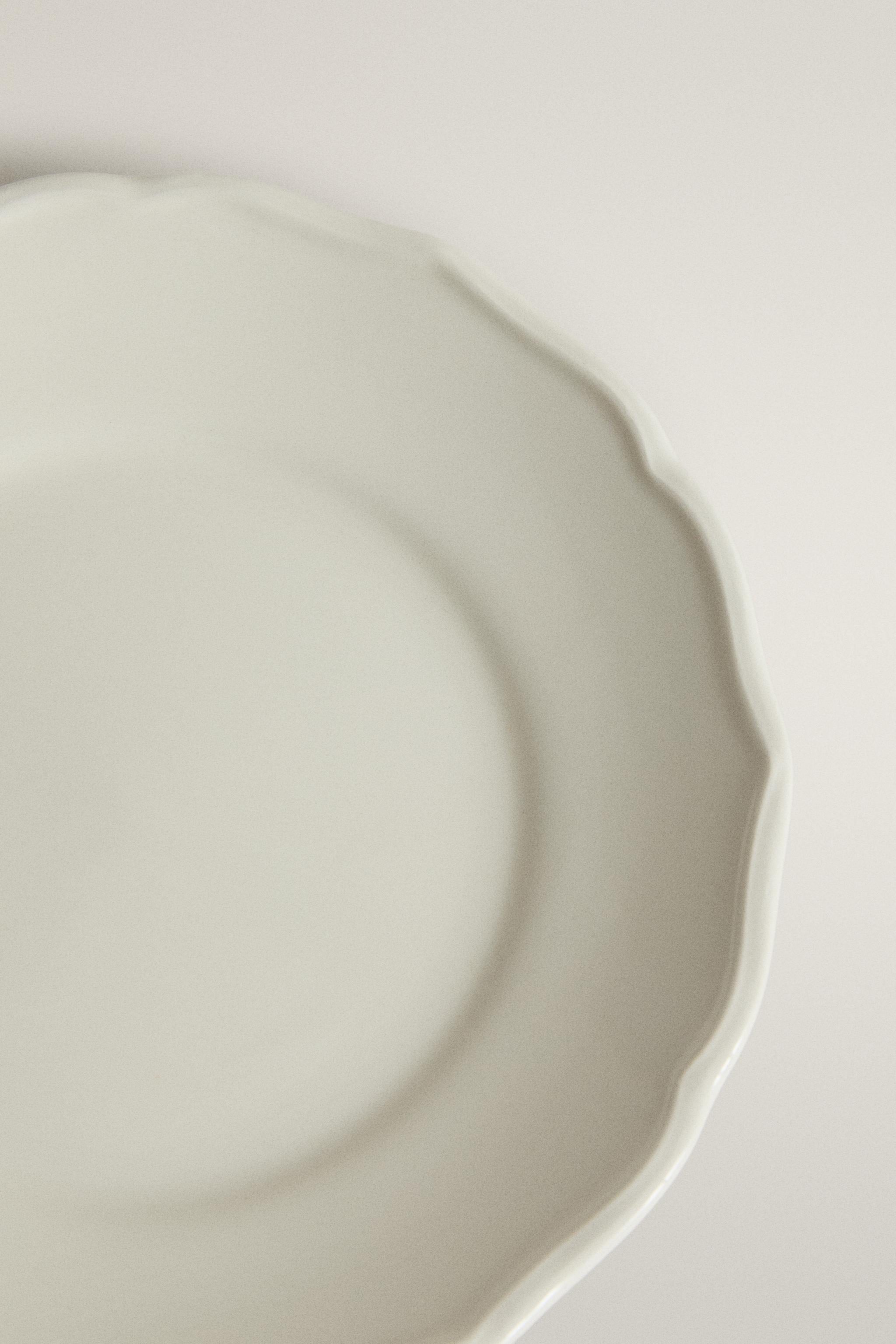 ASSIETTE À PAIN FAÏENCE BORD RELIEF