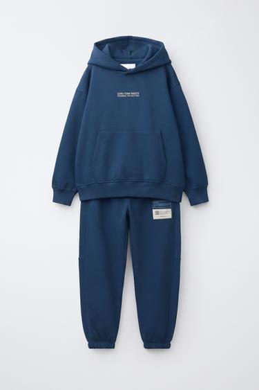 CONJUNTO FELPA SUDADERA Y PANTALÓN JOGGER ETIQUETAS - Azul medio de Zara - Imagen 0