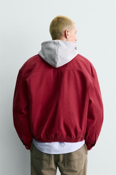 BLOUSON COURT À BRANDEBOURGS - Rouge de Zara - Image 2