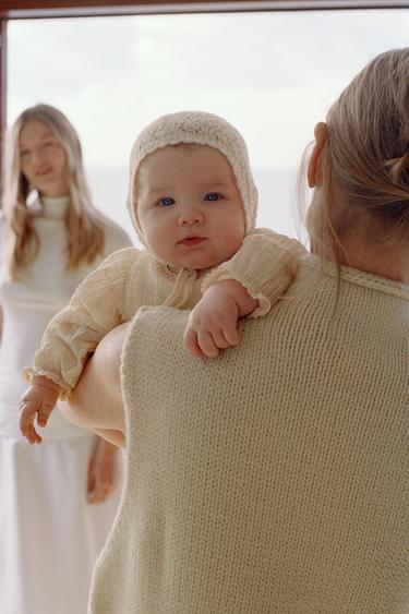 BONNET EN MAILLE AJOURÉ - Écru moyen de Zara