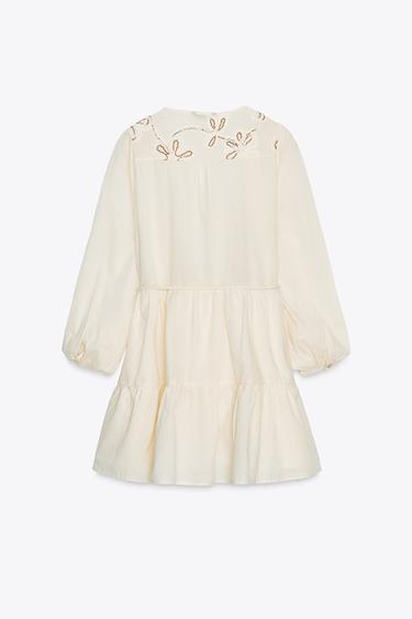ROBE STRUCTURE BRODERIES - Écru de Zara - Image 7