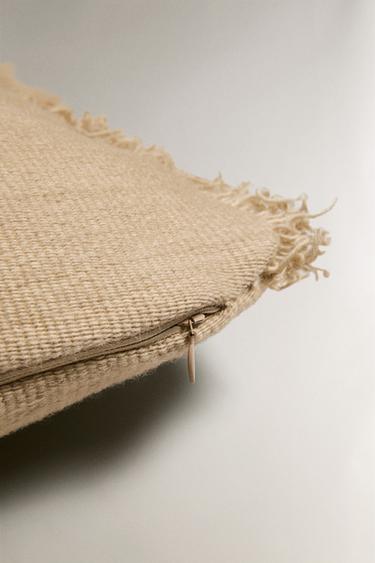 KILIM CUSHION COVER WITH FRINGE - Light beige by Zara - Image 3