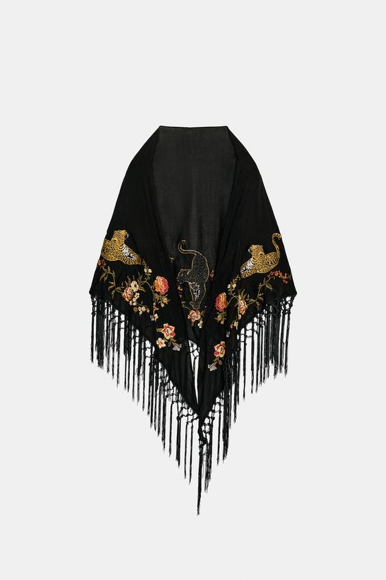 PAÑUELO BORDADOS FLECOS - Negro de Zara - Imagen 0