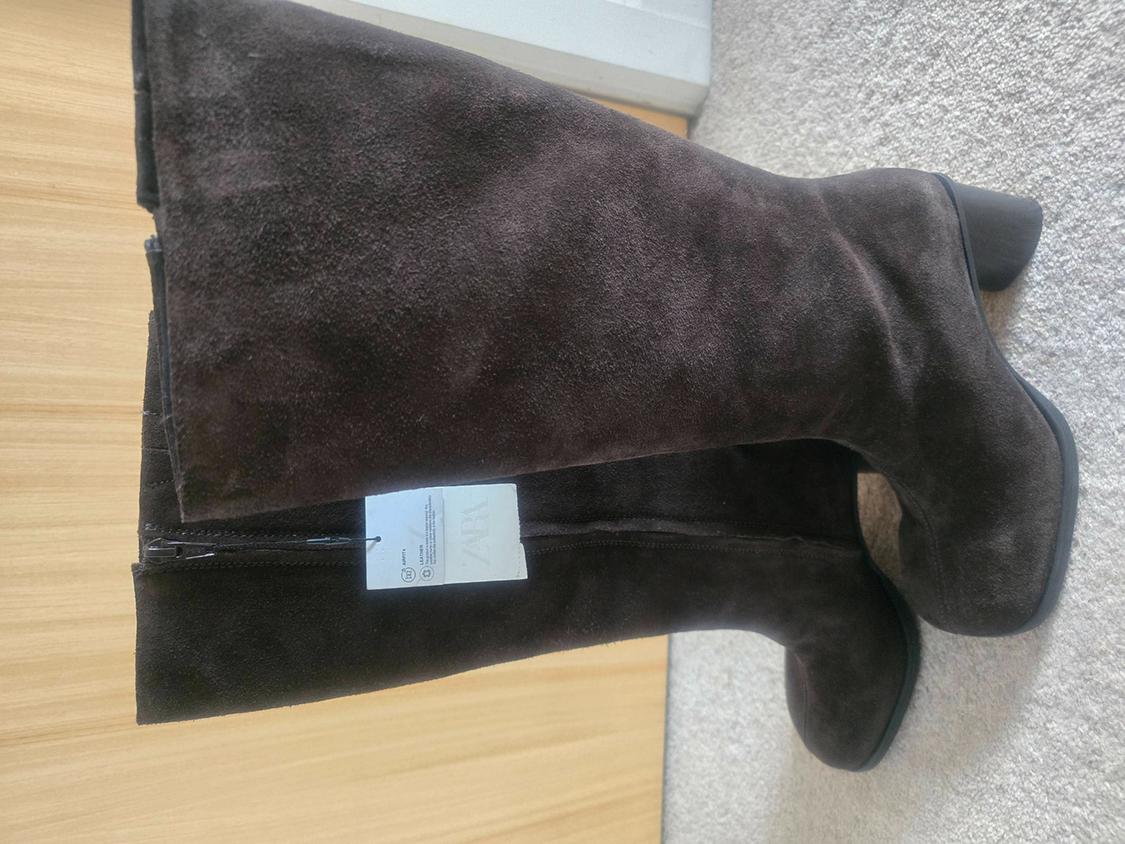 SPLIT SUEDE BOOTS WITH TOPSTITCHING - Image 5