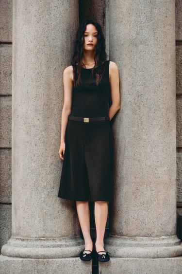 PLEATED LONG BERMUDA SHORTS - Black by Zara