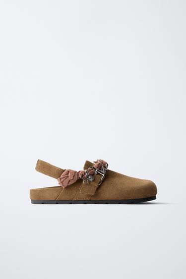 BANDANA CLOGS - Brown by Zara