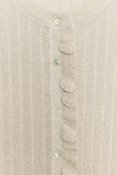 GILET EN MAILLE VOLANTS FIL MÉTALLISÉ - Doré de Zara - Image 8