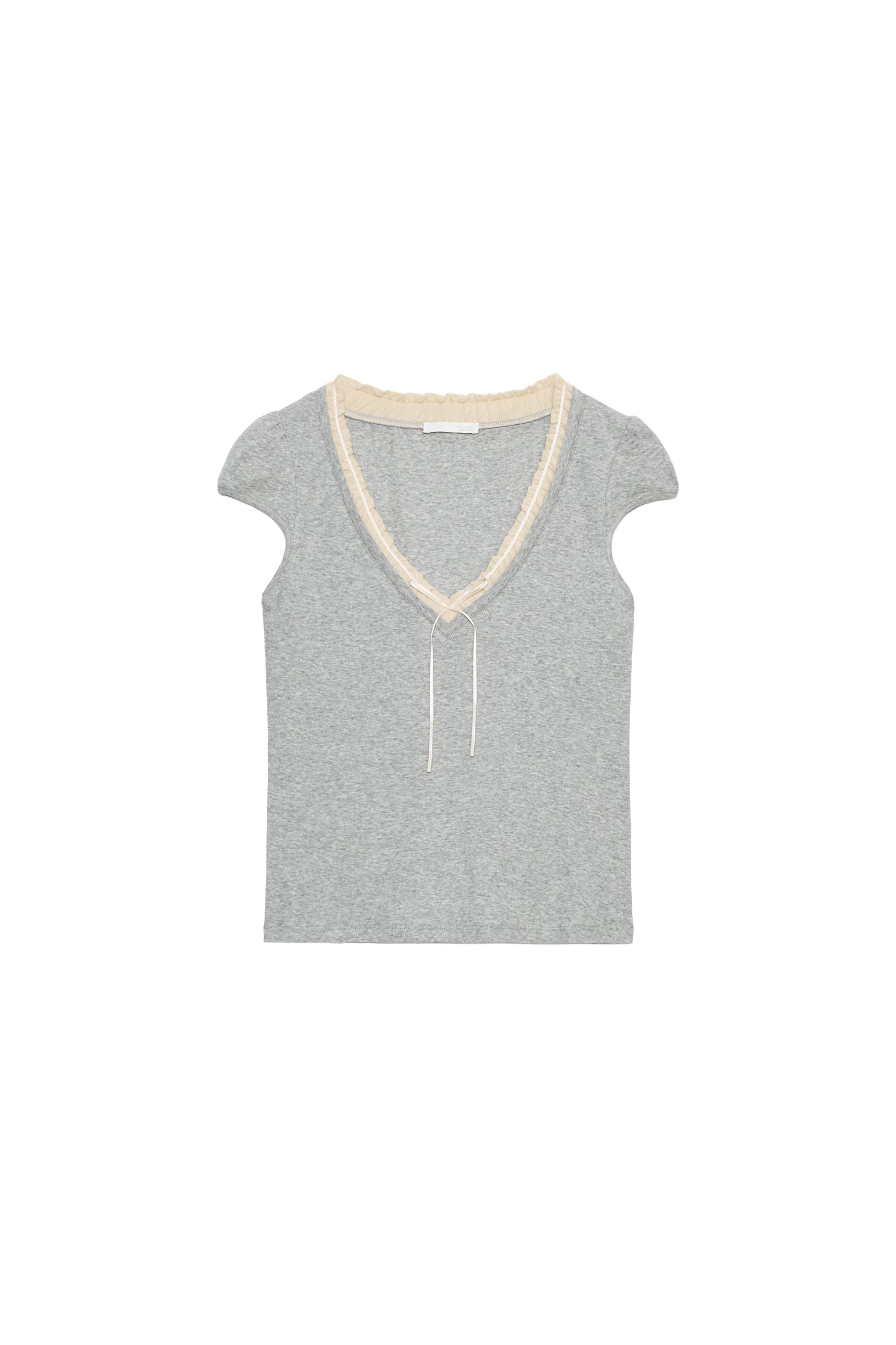 CAMISETA COMBINADA ESCOTE PICO