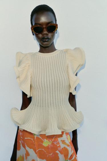 TOP EN MAILLE À FINITIONS ONDULÉES - Écru de Zara