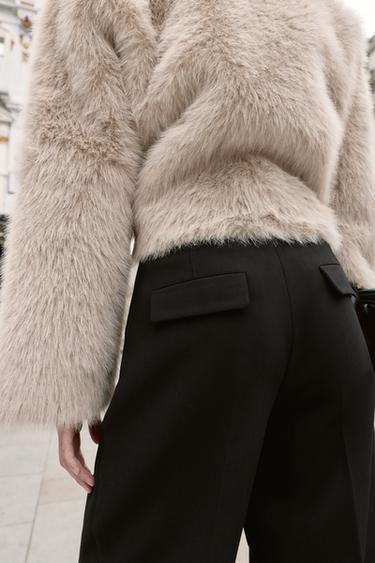 PANTALON À PINCES ET CEINTURE - Noir de Zara - Image 4