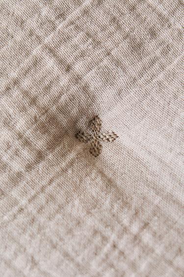 Zara CHILDREN’S QUILTED DOTTED COTTON QUILT - Stone