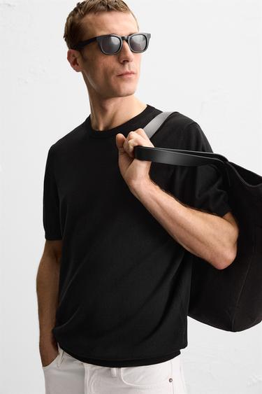 T-SHIRT EN MAILLE MÉLANGE VISCOSE - Noir de Zara - Image 5