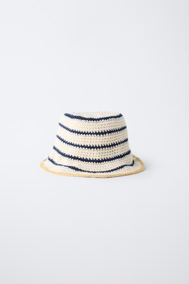 REVERSIBLE CROCHET BEANIE - Ecru by Zara - Image 0