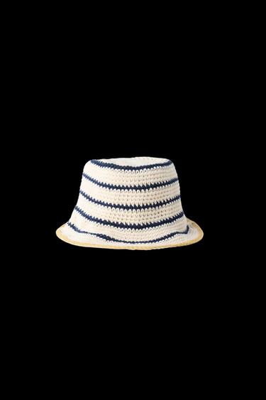 REVERSIBLE CROCHET BEANIE - Ecru by Zara - Image 0