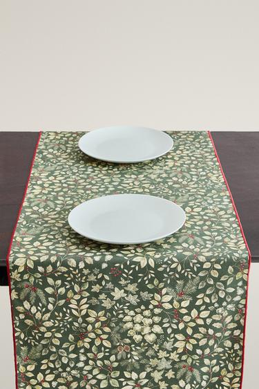 CHRISTMAS LEAF RESIN TABLE RUNNER — Green 2