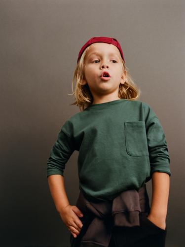 PLAIN T-SHIRT WITH POCKET - Greenish by Zara