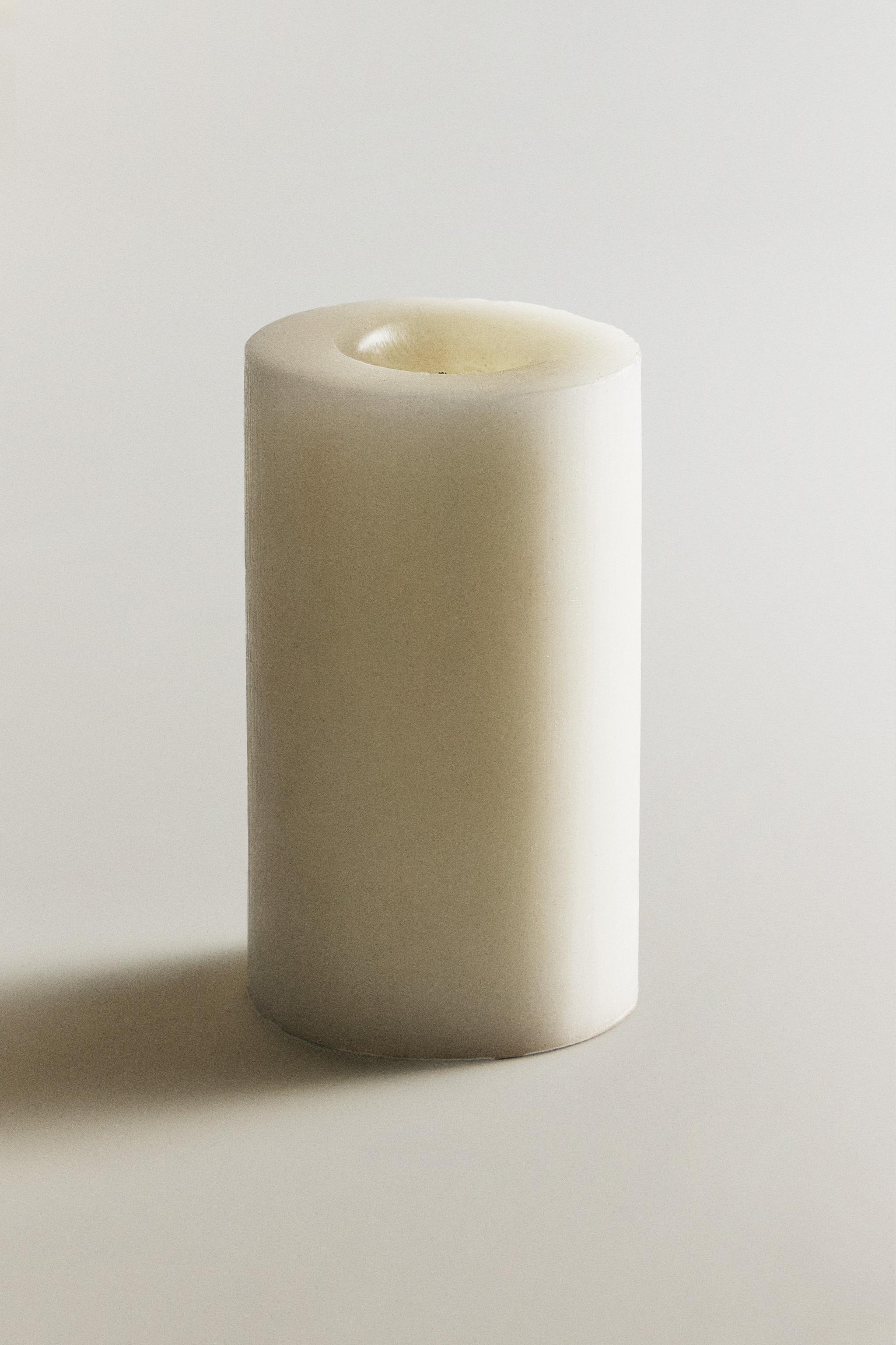 DECORATIVE CYLINDRICAL CANDLE — White (alternate view)