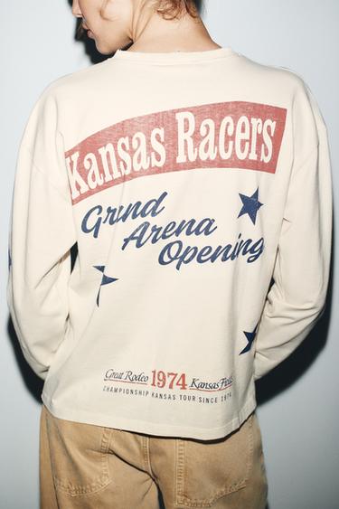 تي شيرت قطني مطبوع - خَام الخاص بـ Zara