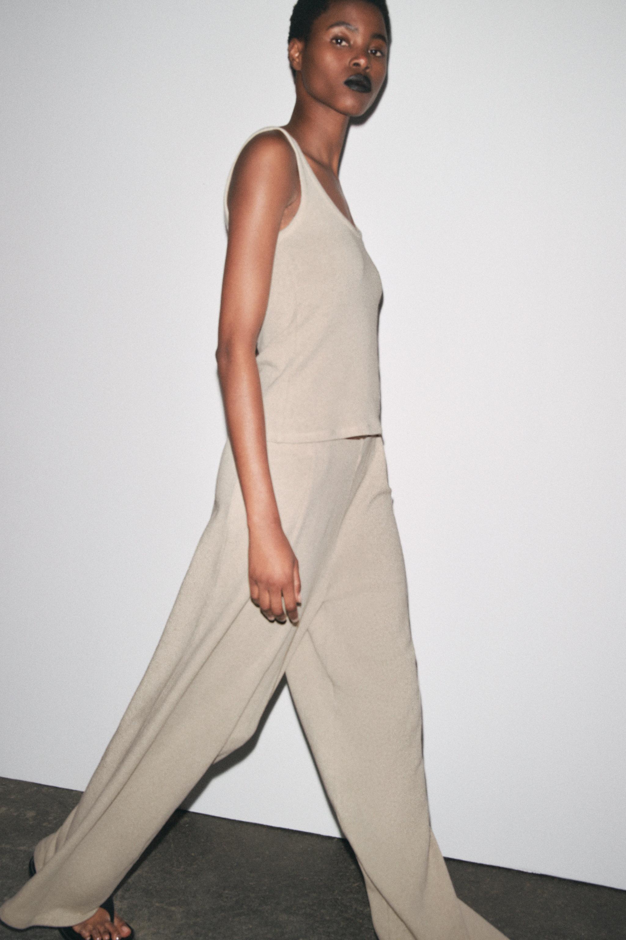 リネンパンツ - ベージュ | ZARA Japan / 日本