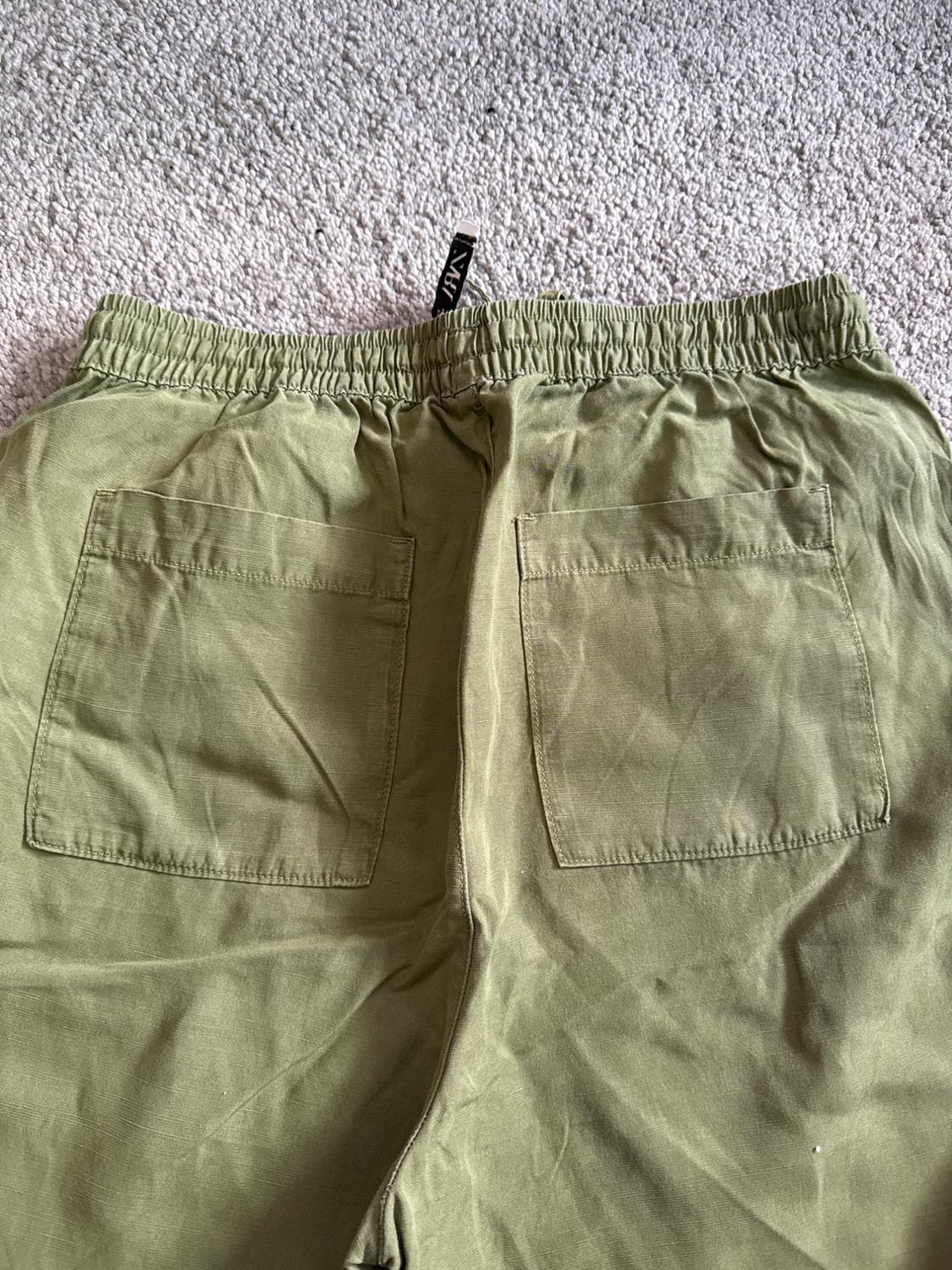 TROUSERS WITH AN ELASTICATED WAISTBAND - Image 3