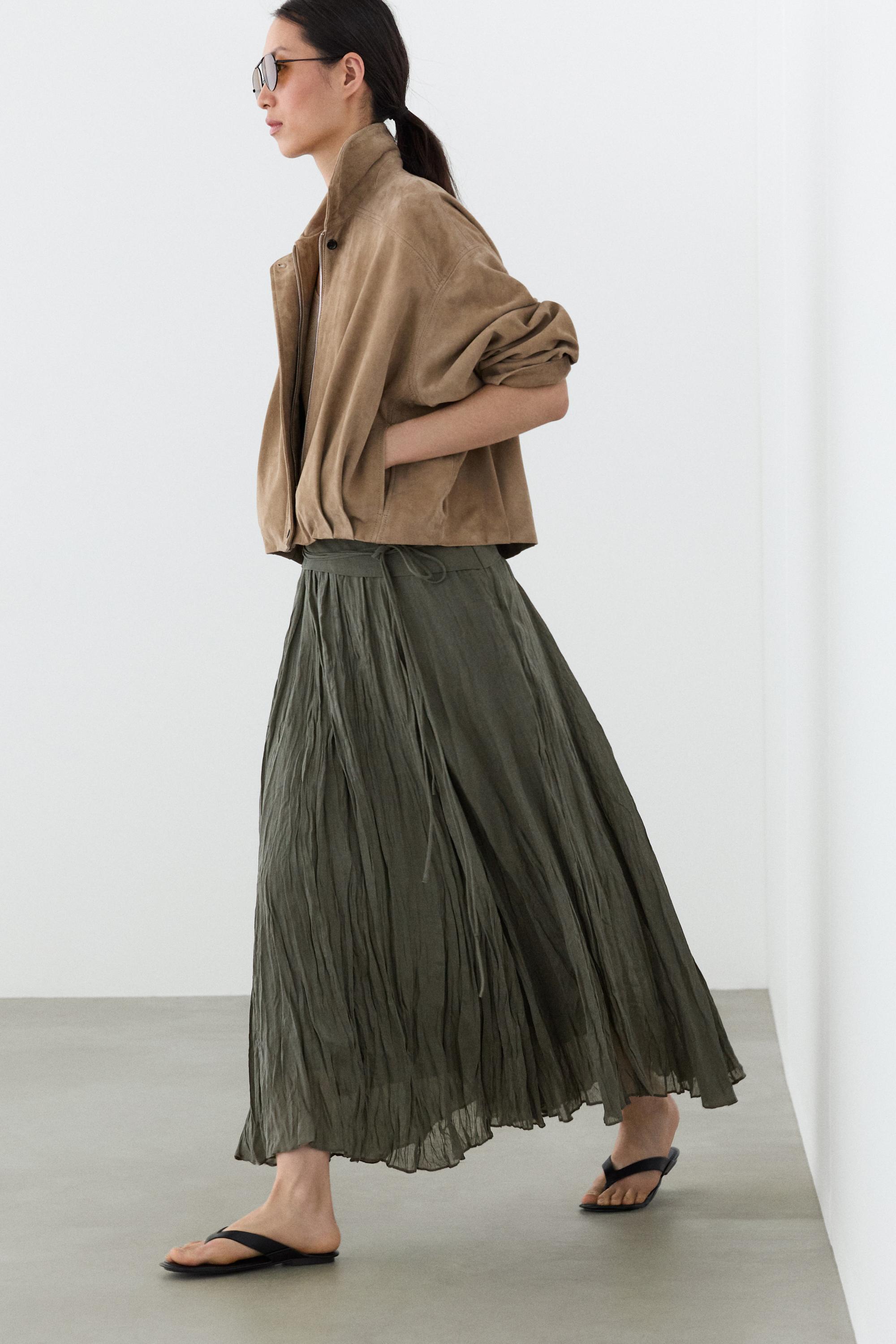 Ramie blend midi skirt with gathered detail